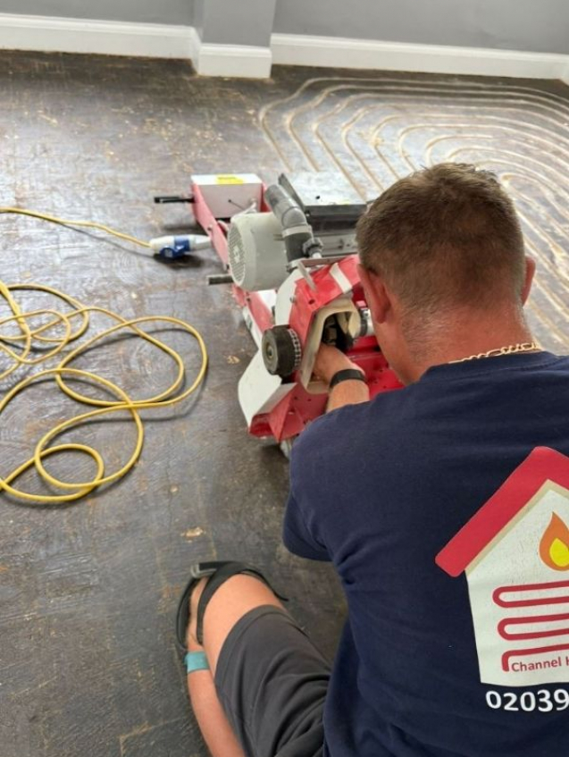 Underfloor heating installer