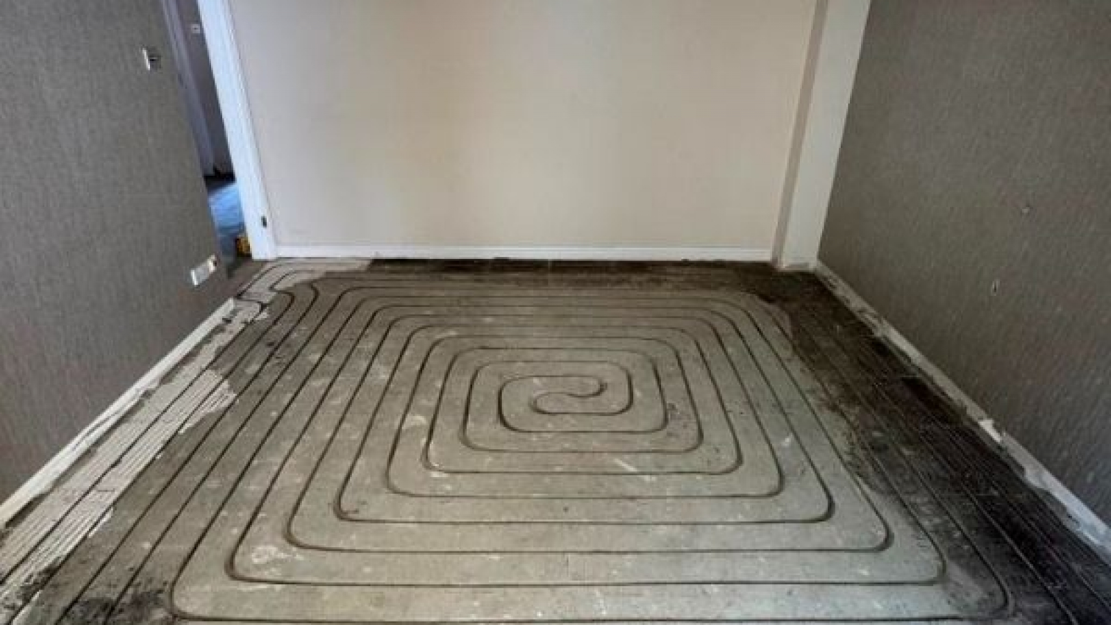 retrofit underfloor hating installation services